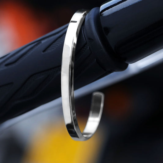 Simple and Stylish 6mm Stainless Steel Open Bracelet